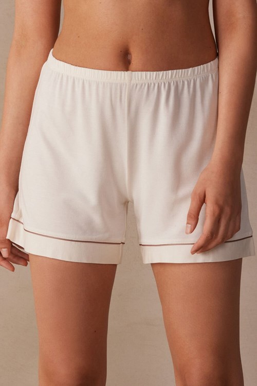 Intimissimi Modal Shorts with Contrast Trim Natural - 612i - Vanilla Ivory | AVMSD4763