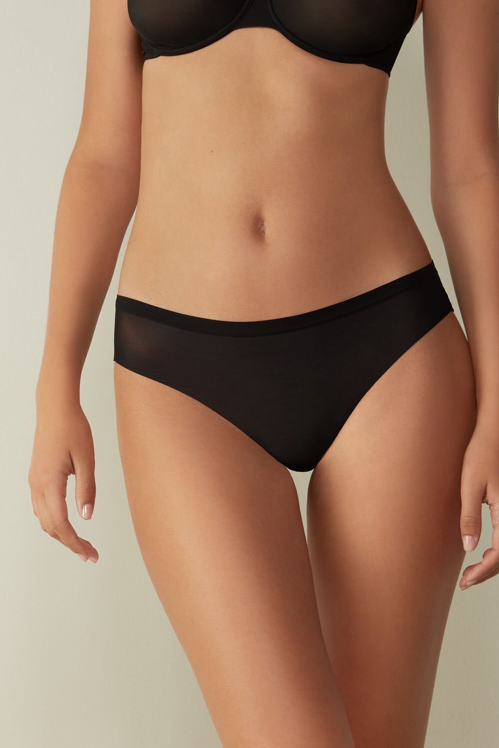 Intimissimi Invisible Touch Brazilian Panties Zwart Zwart | LCKFT3240