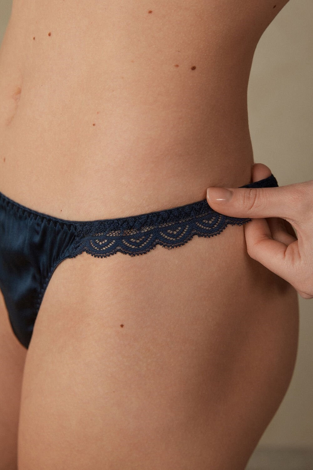 Intimissimi Silk and Kanten G-String Blauw Blauw | RLNZA7906